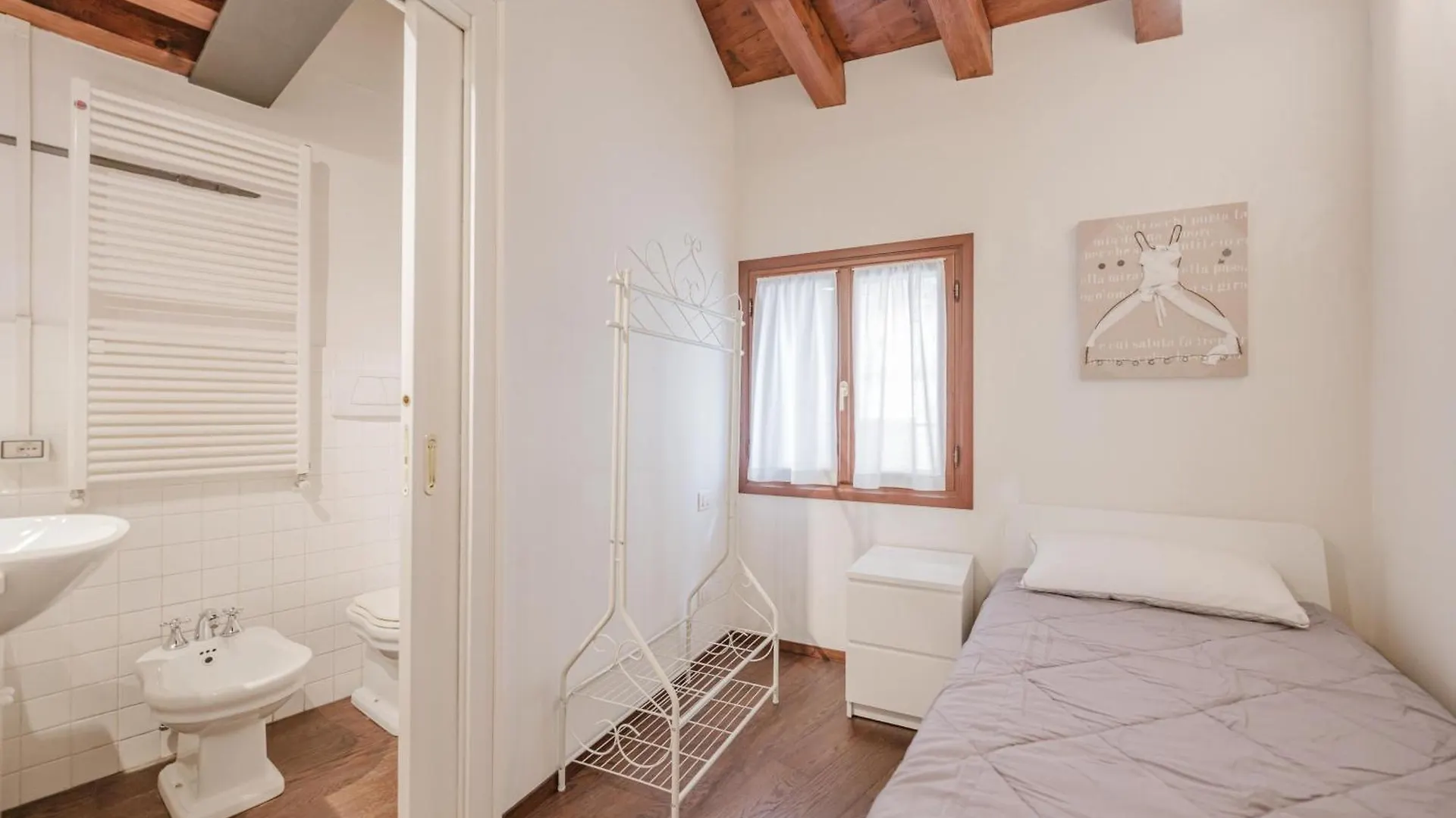 Apartment Maison San Vito Treviso Italy