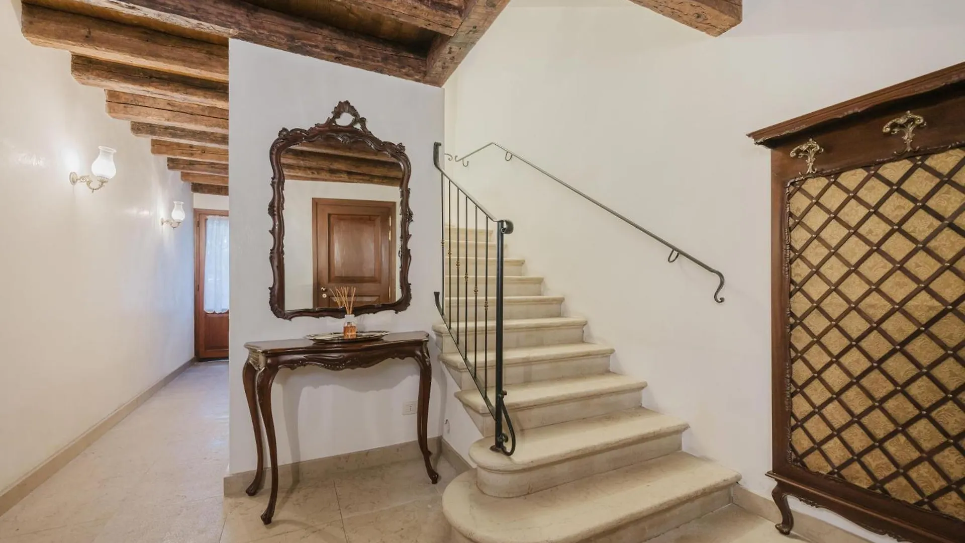Apartment Maison San Vito Treviso Italy