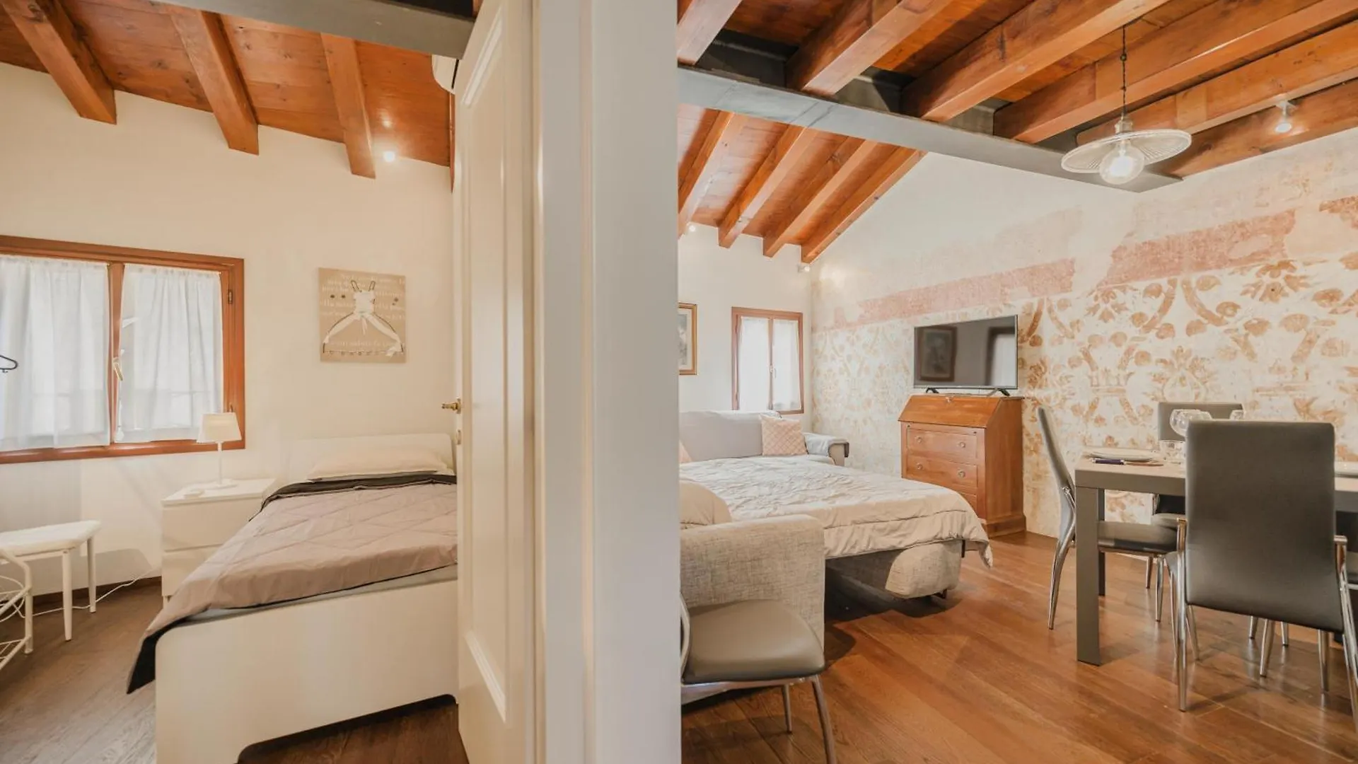 Maison San Vito Treviso 0*,  Italy